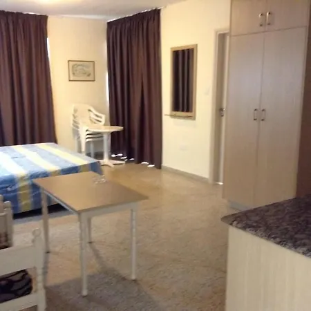 Christabelle Apartmanhotel