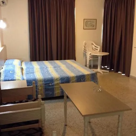 Christabelle Apartmanhotel 3*