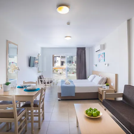 Apartmanhotel Christabelle Ajía Nápa