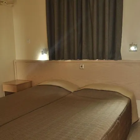 Christabelle Apartmanhotel 3*