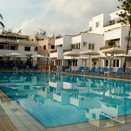 Apartmanhotel Christabelle 3*