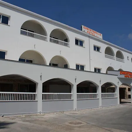 Christabelle Apartmanhotel Ajía Nápa